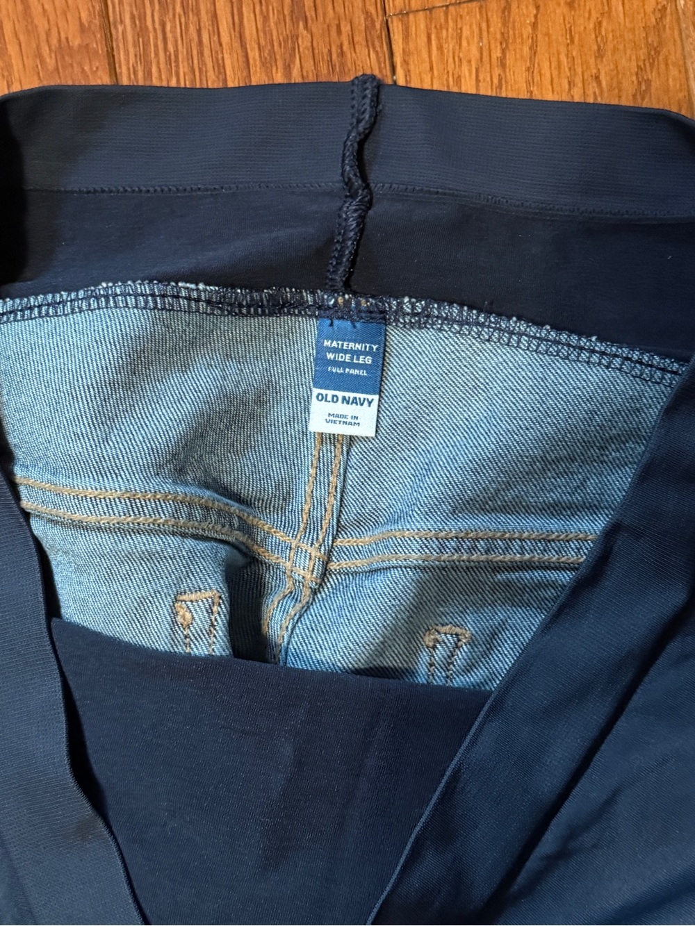 Old Navy Dark Blue Straight-Leg Maternity Jeans with Support Panel - Picture 3 of 3